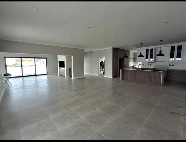 3 BEDROOM HOUSE FOR SALE IN SANDY POINT